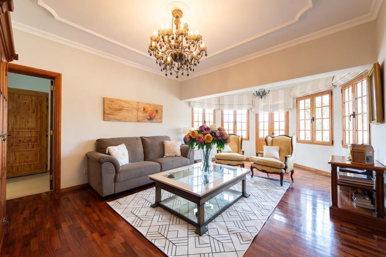 5Br Home - Pool Parking & Tennis Court Las Palmas de Gran Canaria Bagian luar foto